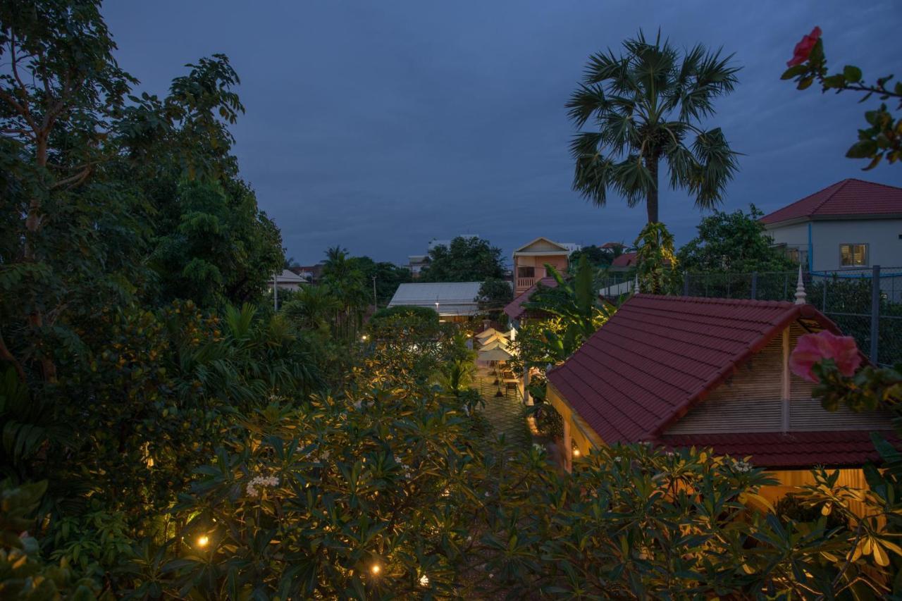 Han & Daniel Villa Boutique Siem Reap Exterior photo