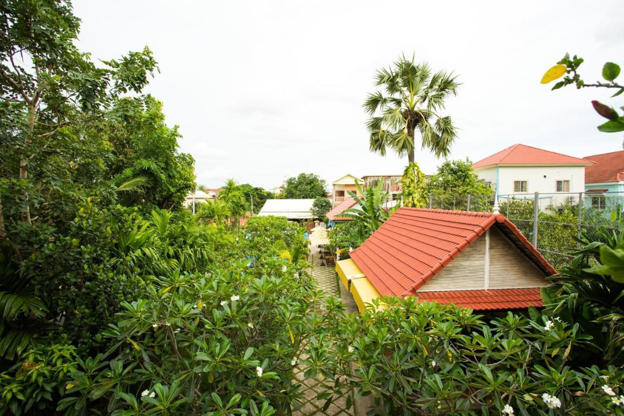 Han & Daniel Villa Boutique Siem Reap Exterior photo
